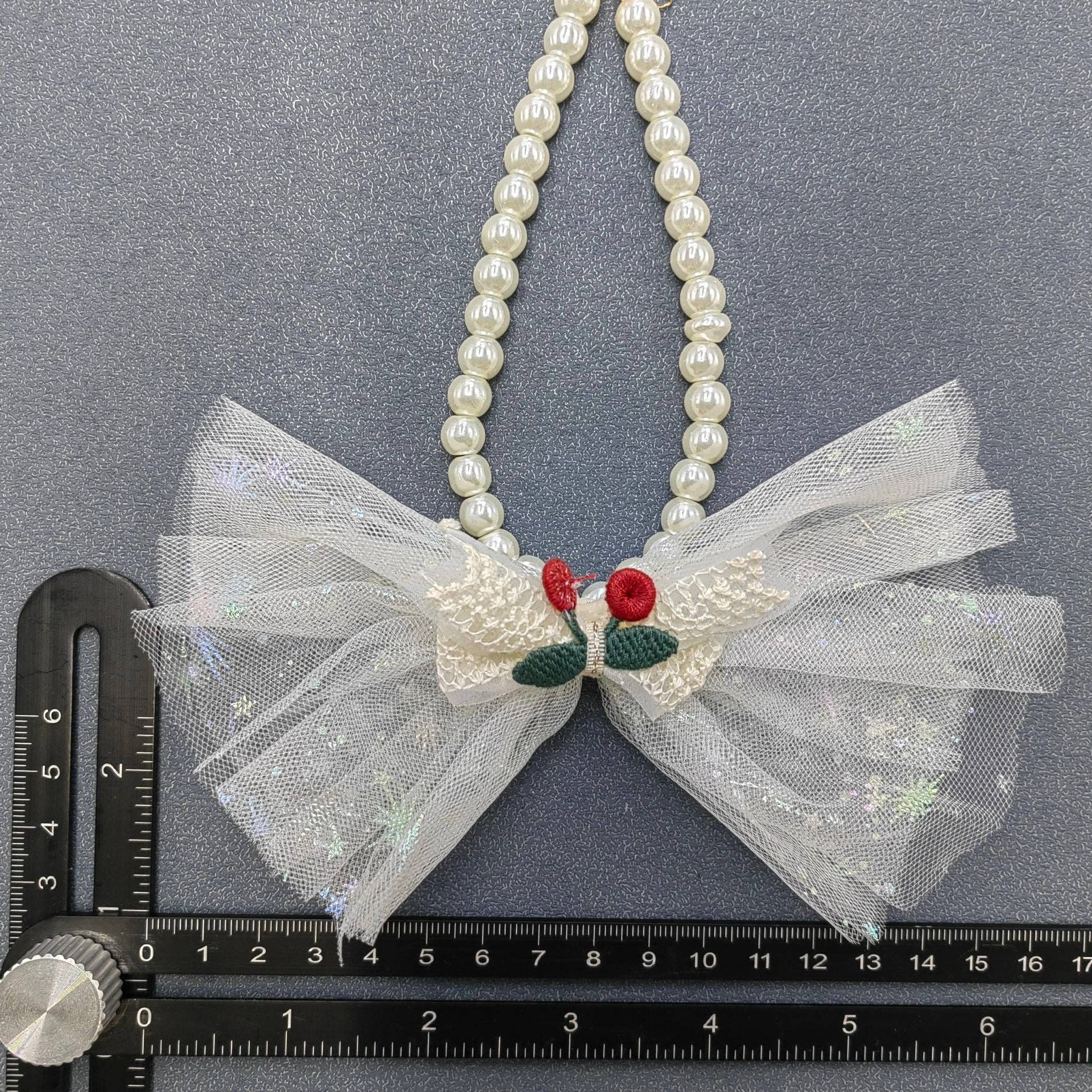 White Star Lace Bow Charm Pearl Beaded Pet Collar